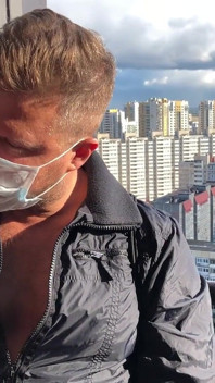 Seksi kızıl saçlı sürtük genç kızla açık havada riskli seks
