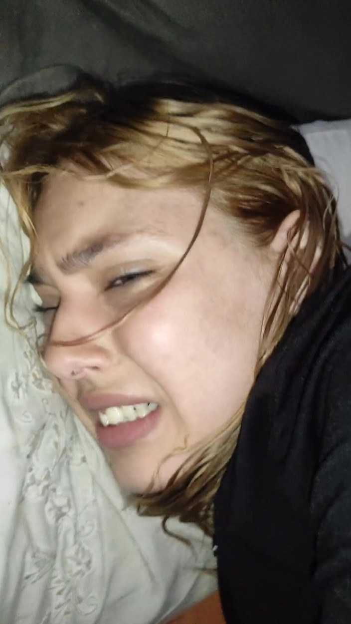 Endemoniados: Little blonde slut wants my cum inside her to go...