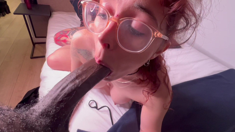 Hottgirlpawn: Red Head Goth Girl Sucks Me off.