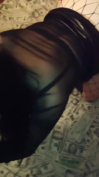 Stepsister Tore Her Panties and Gave Stepbrother a Blowjob While His Wife Went to the Store