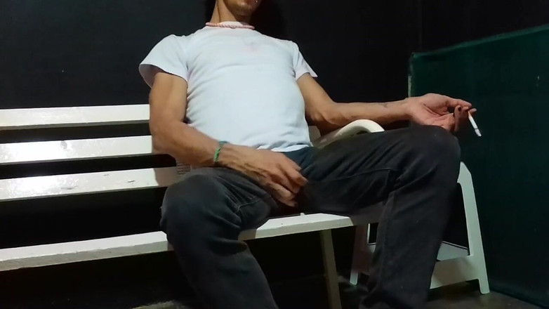 Raba erre elle: Meski nggak nyaman, video ini dimanipulasi sampai berakhir dengan artis...