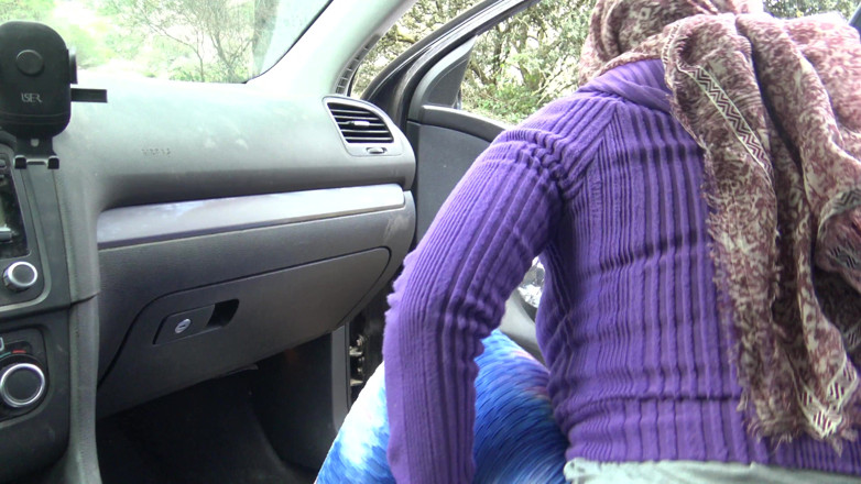 Souzan Halabi: Picking up a Turkish Amateur Street Prostitute in Istanbul