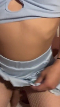 Đừng giữ tôi chờ đợi