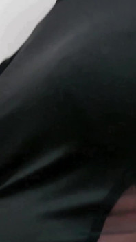Dani leg in tan pantyhose dan sepatu hak tinggi seksi dan air mani muncrat