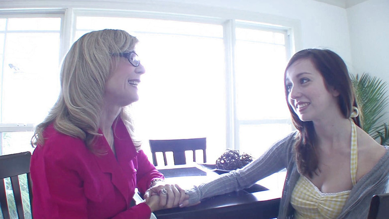 Lesbian Illusion: Jilat pepek matang saya