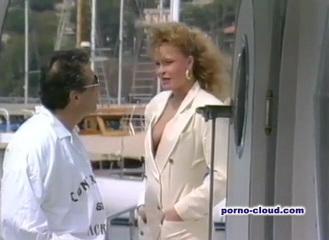Porno Cloud: The winner take it all pussys