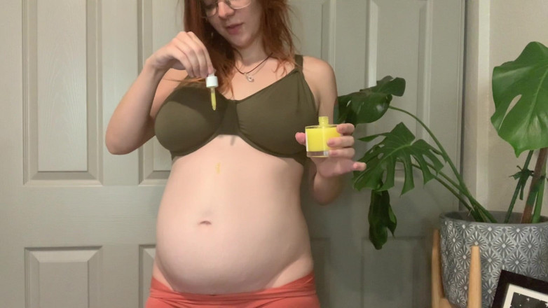 Wookie Princess: Pregnant Belly Worship at 25 Weeks