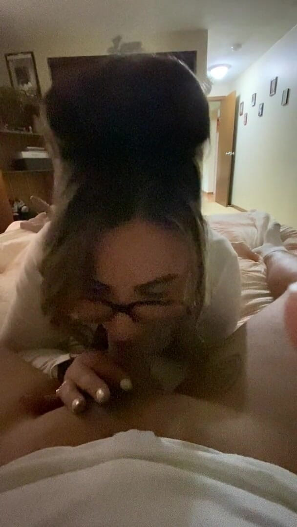 MzKiTTy91: 午休口交