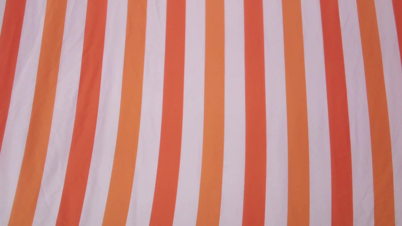 Valkyrieandluigy: Manželka velmi dobře kouří