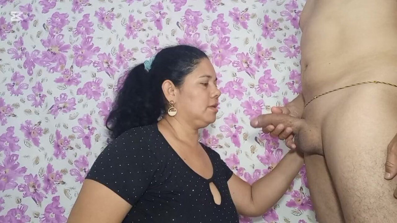 Valkyrieandluigy: Moglie arrapata pompino dilettante maturo