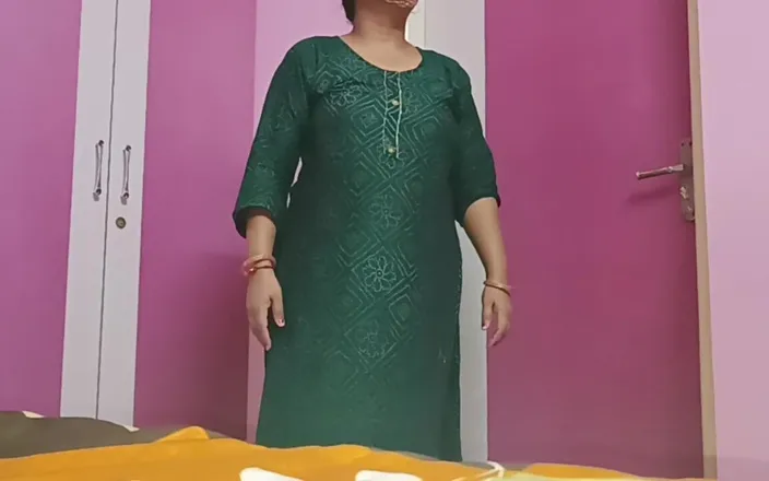 Charmed baseline: Leave Kavita Bhabhi's Hotel