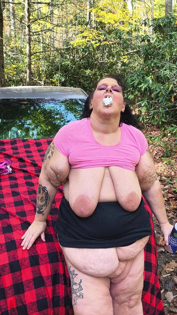 HerculesnVENUS: Kousej mě, řekla na jejím zadku, že se udělá, konečně