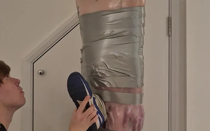 Bound Alex: Wrapped up for Sneaker CBT