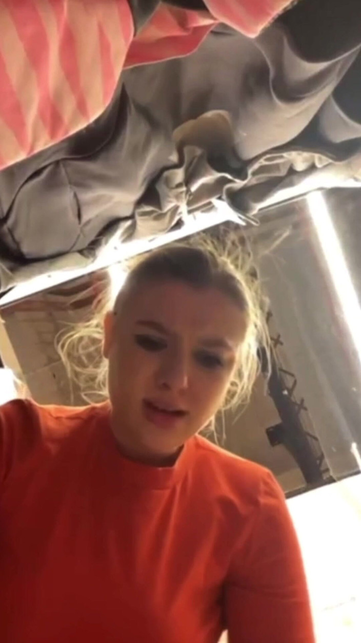 JuiceLussie: Masturbation en public