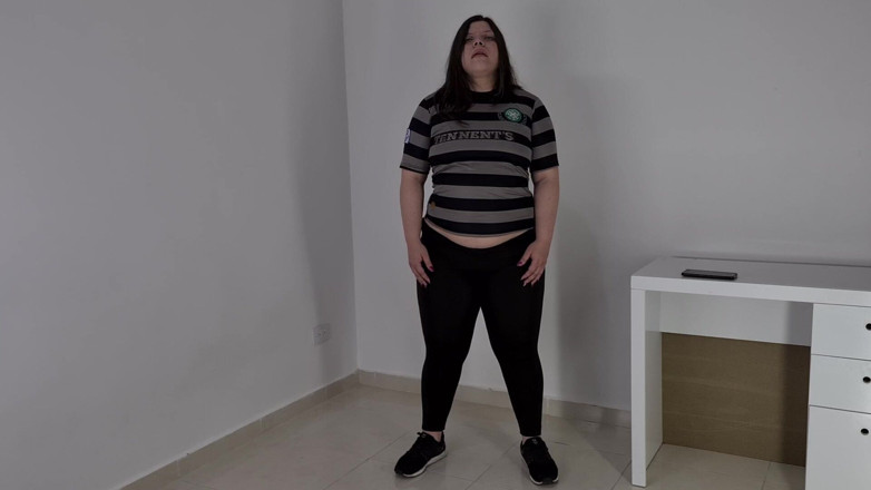Alice H: 젖탱이를 쭉 뻗는 페티쉬