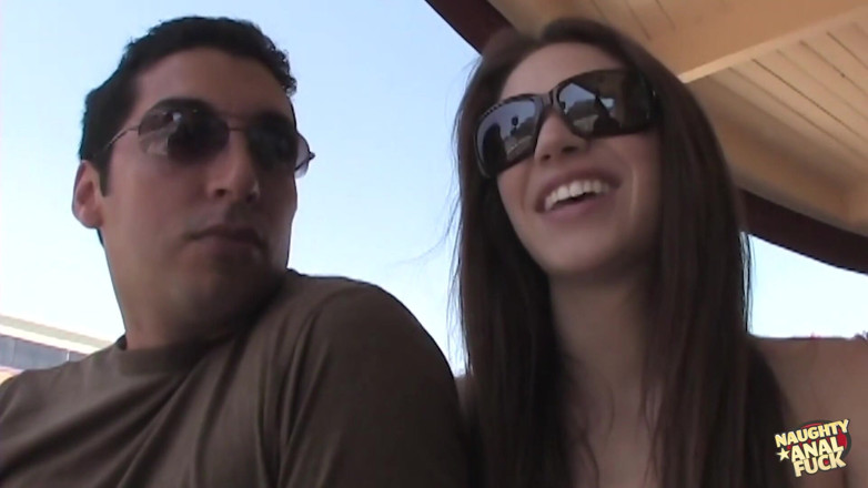 Naughty anal fuck: Faith Leon leva pau de seu cu para a boca...