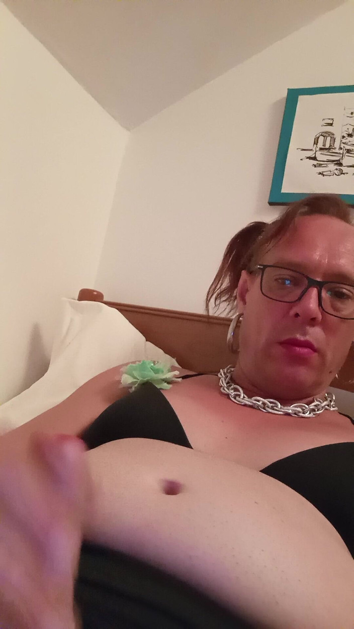 Vickysucker: Sexy Solo