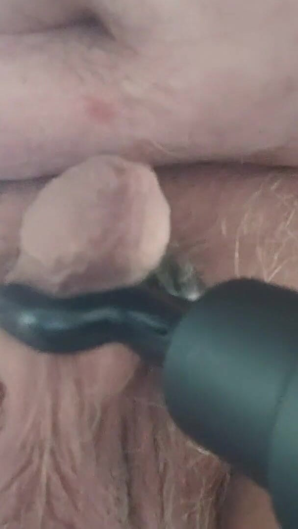 Cock Massage (Karlchengeil)