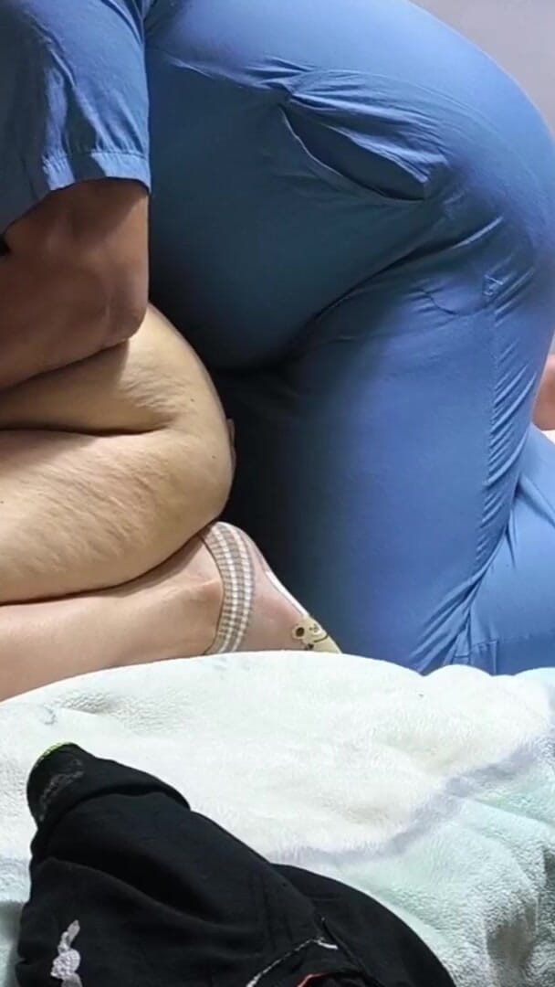 Cuckold Arabic: Podělte se o manželku Saudien