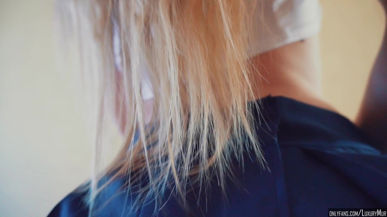 LuxuryMur: POV av en charmig college flickvän rider på min kuk