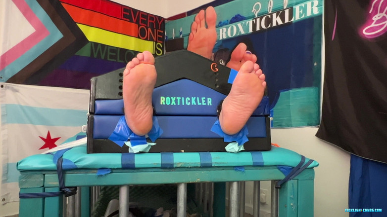 Ticklish Chubs: Matt suporta uma cócegas exausta