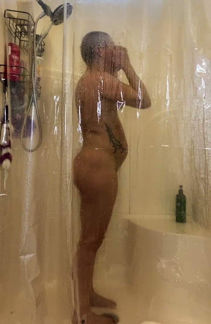 everydeygrey: Wet Naked Ftm Taking a Long Hot Shower