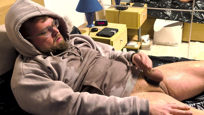 Alex Butt: Alex wkurza na brodę i ubranie