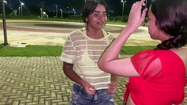 DAYANNA: Follo con mi pareja lesbiana hasta llegar al orgasmo.