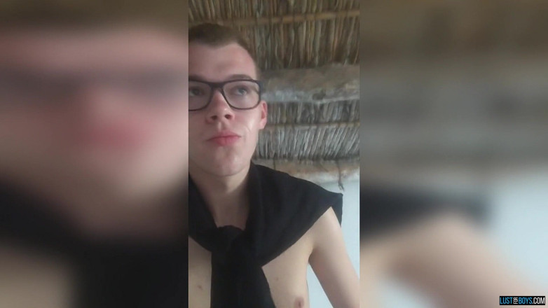 Lust for boys: Gut bestückter junge jack liebt es, videos zu machen