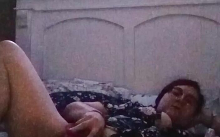 HtxmamiBelle: Sesi solo