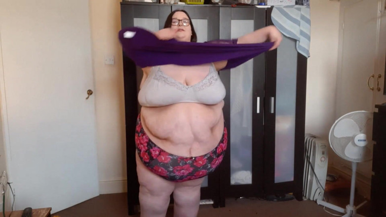 SSBBWLadyBrads: SSBBW ночное свидание, примерка всплывающих кнопок
