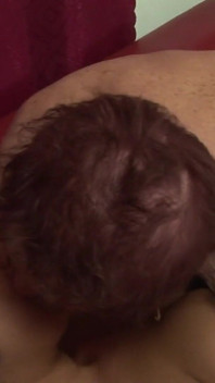 La Vieja Abuela Peluda Come Su Coño Peludo Por Una Chica De 22 años Gabrielle