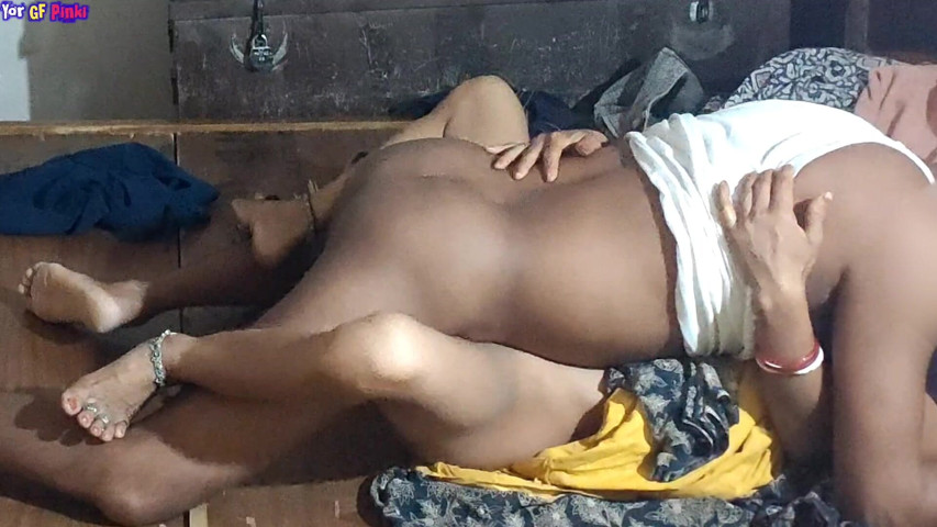 Desi Couple (Yourrajkumari) Desi Couple (Yourrajkumari)