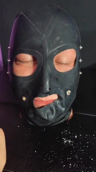 Smoke / Condom / Cum Fetish Slave /ashtray