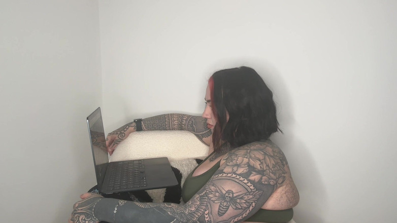 Miss Valentina: Erleichterung in finanzielle dominanz 3