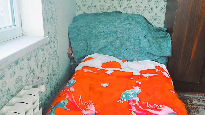 Squirting Ladyboy with Pretty Smooth Thighs (Kitty_Cross)