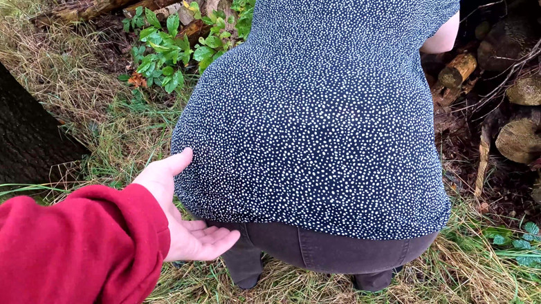 Bouncy Tits Action: gand ko kore maarna