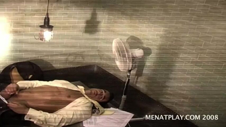 MenAtPlay: ผู้ต้องสงสัย