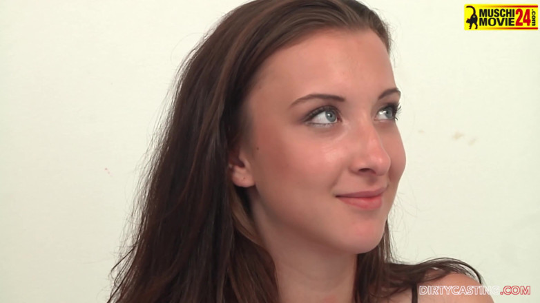 Czech Pornzone: Hot babe get hard cock in her sweet hairy cunt...