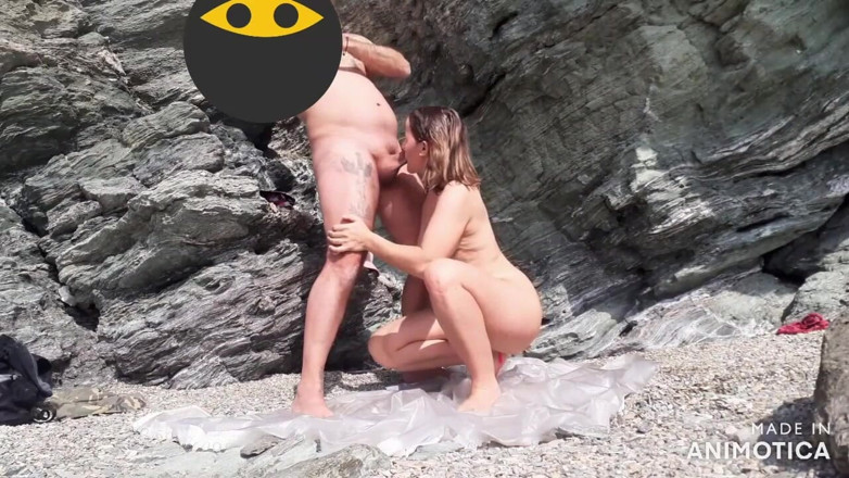 SexJustice: Ao ar livre, xixi na praia