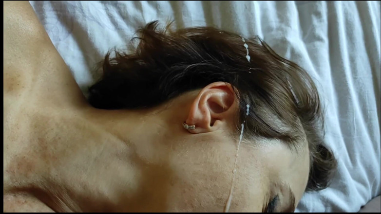 Mif: I'm Filming Her Getting Cum in Her Mouth