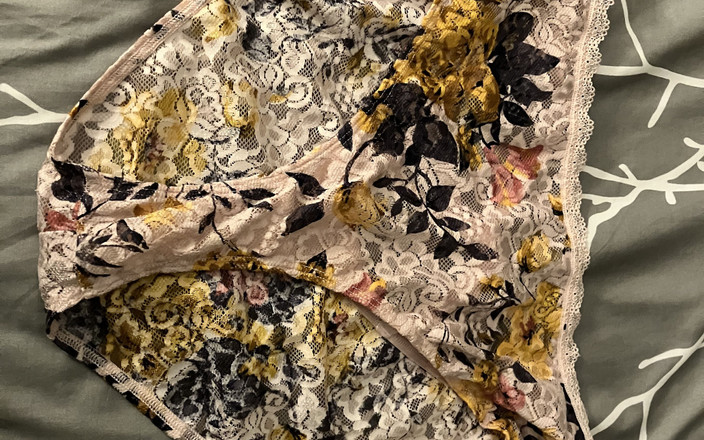 AlexaLeaks: Istri seksi lagi asik main sama pacarnya