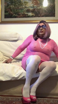 Sissy děvka v růžovém
