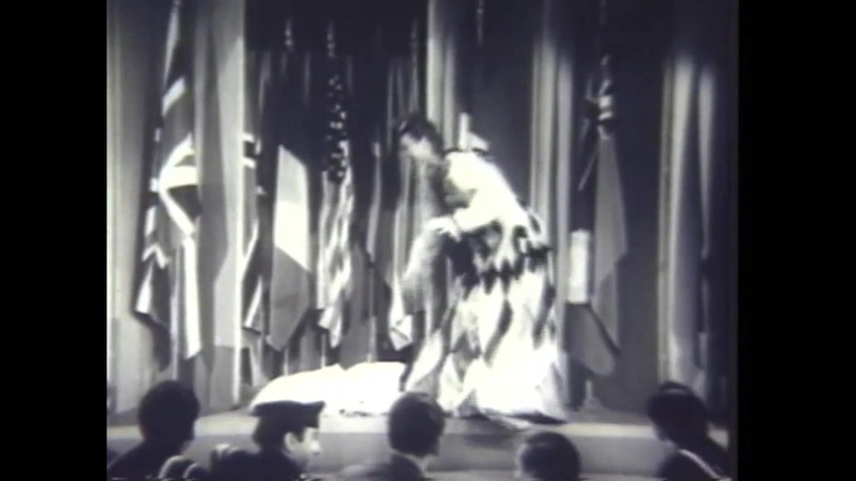 The Unforgettable: 剧院里的女孩