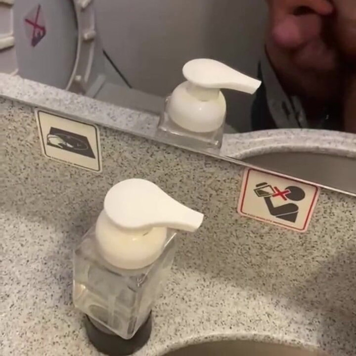 Hakanbeyzade: Turkish Hairy Cock Pee Video