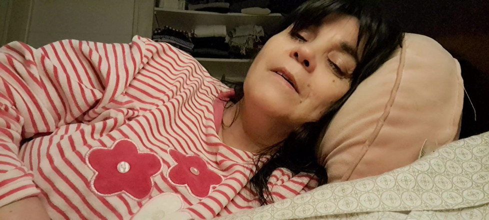 Mommy big hairy pussy: Trên giường với một người yêu trẻ, tôi cảm thấy...