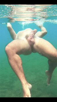What a Nice Feeling to Swim Like This, I Wanted to Have Cum for You, but People Showed up