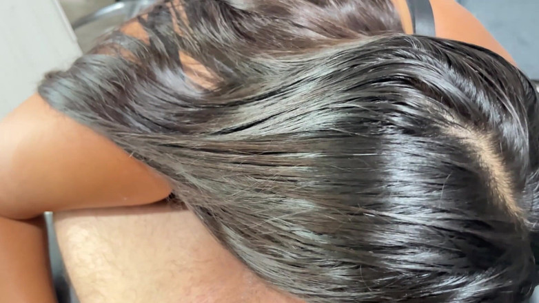 Cleo Denilo: 私はファンクラブに1年間登録していたファンにオーラルセックスをしています