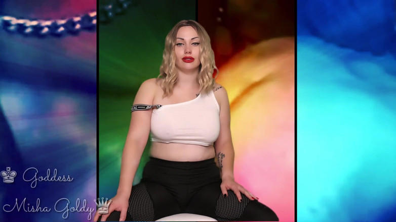 Goddess Misha Goldy: Sledujete skupinové gay porno a sníte, že budete v centru pozornosti...