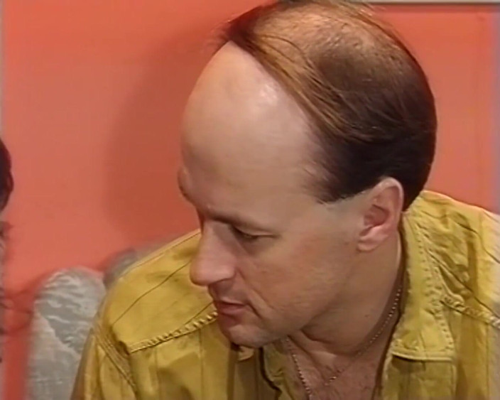 Vintage Climax: Kurze haare, blonde MILF wird zu dritt einer vorne, einer...